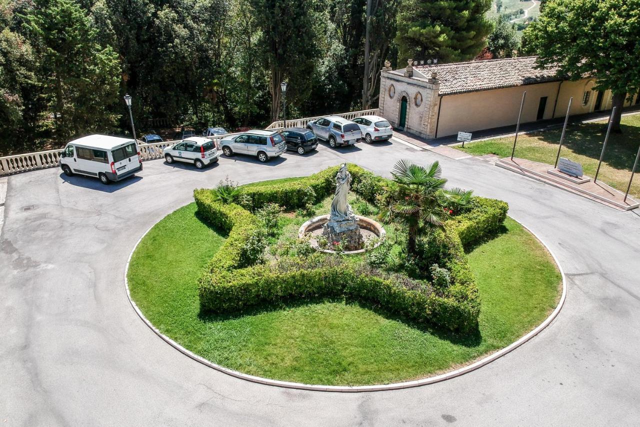Domus Stella Maris - Casa Per Ferie Ancona Exterior foto